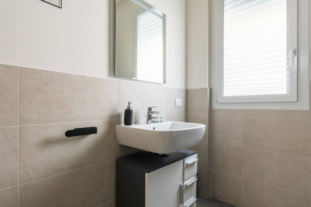 Apartamento Kaizen House - Bilocale De Angeli Milán Exterior foto